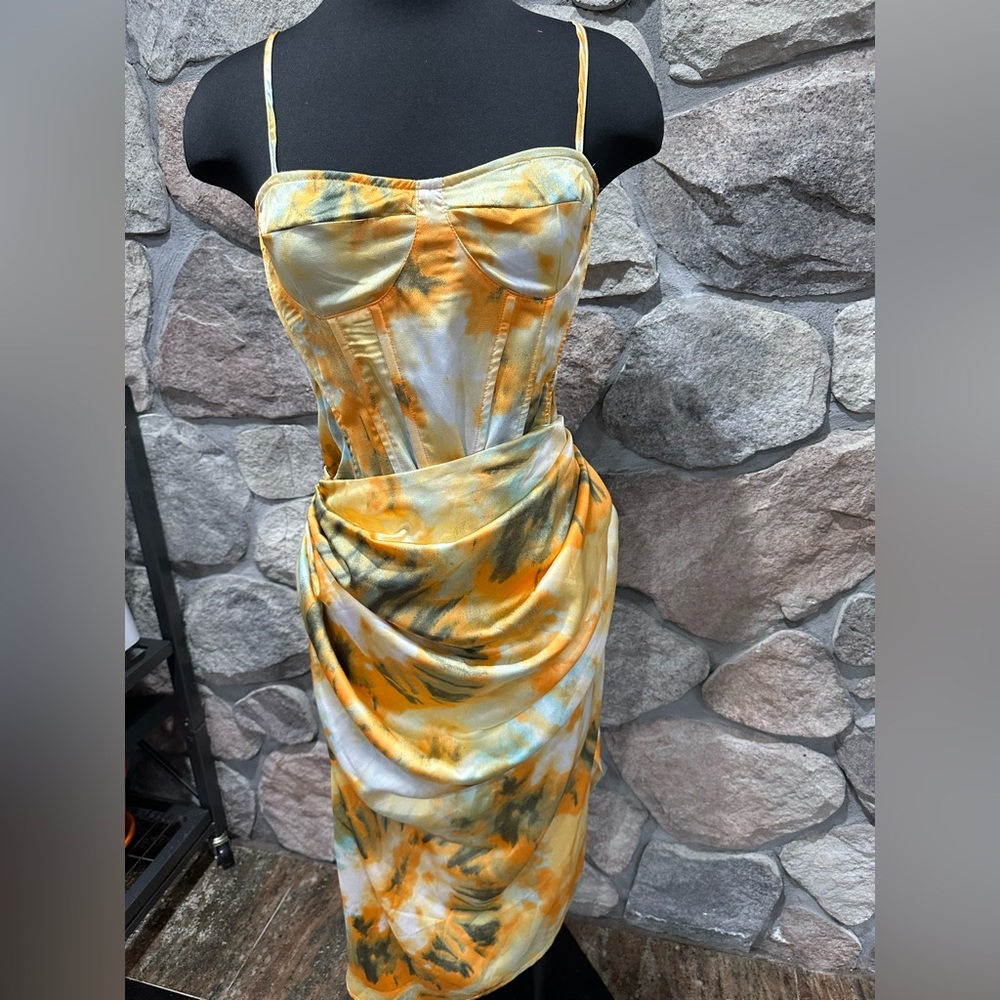 PrettyLittleThing Strapless Tie-Dye 2 Piece Set